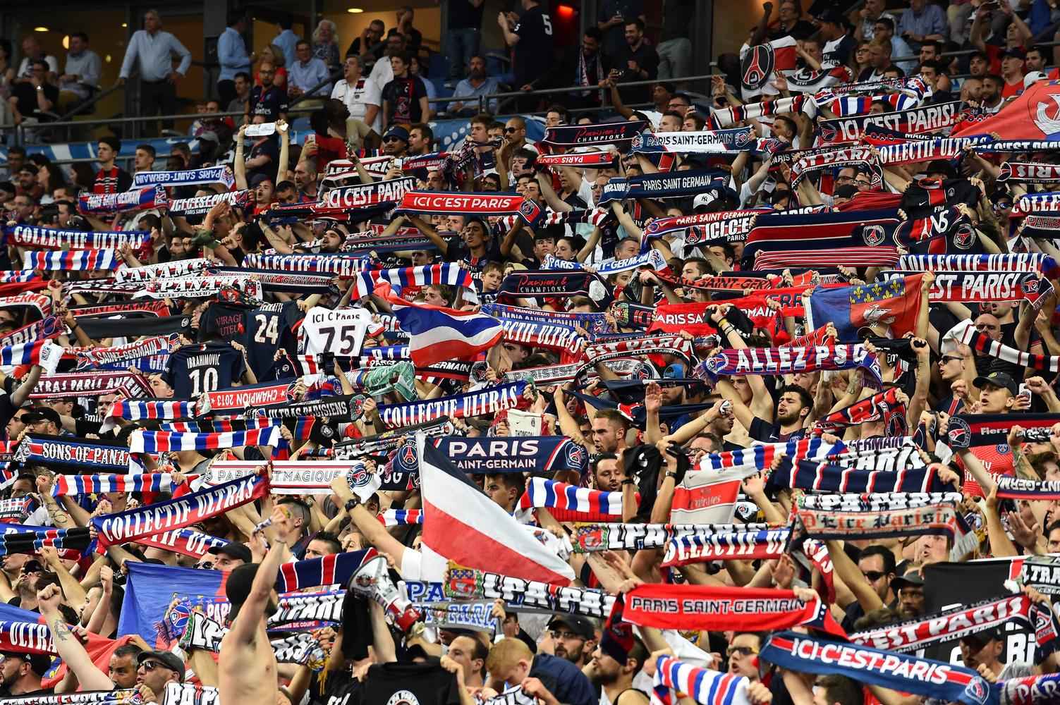 The History Of Fan Soccer Scarves In Culture